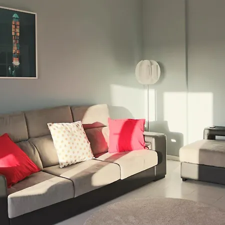 Сomfortable Apartments And Free Garage Parking Porto Exterior photo