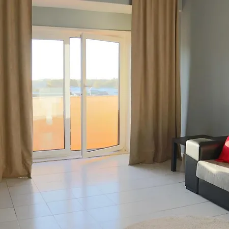Сomfortable Apartments And Free Garage Parking Porto Exterior photo